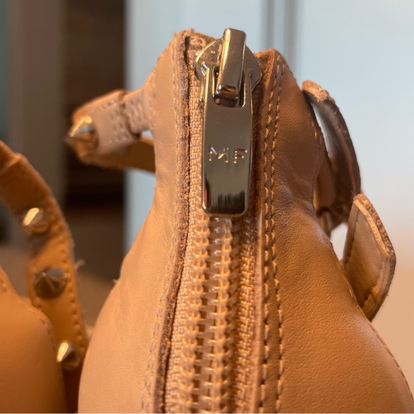 New Marc Fisher “Lorda” Spiked Wedges - Picture 2 of 6